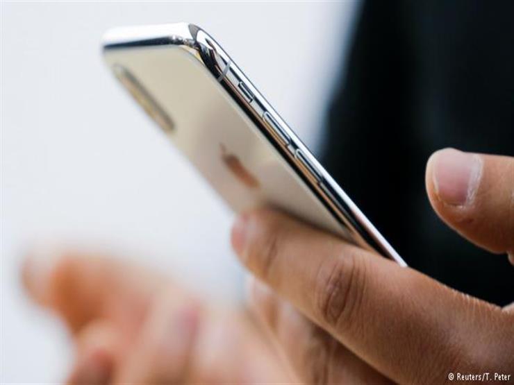 كيفية استعمال هاتف آيفون كعدسة مكبرة كيفية استعمال هاتف آيفون كعدسة مكبرة