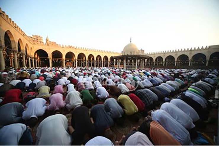 بمسجد عمرو بن العاص                                                                                                                                                                                     