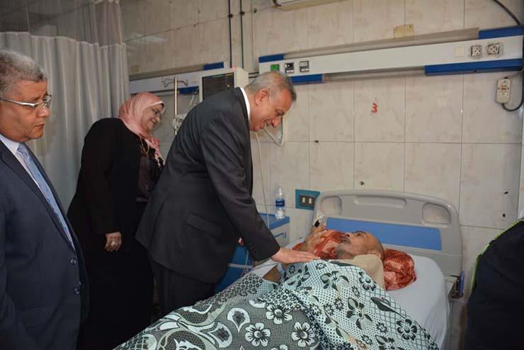 محافظ الجيزة يتفقد مستشفى التحرير (1)                                                                                                                                                                   