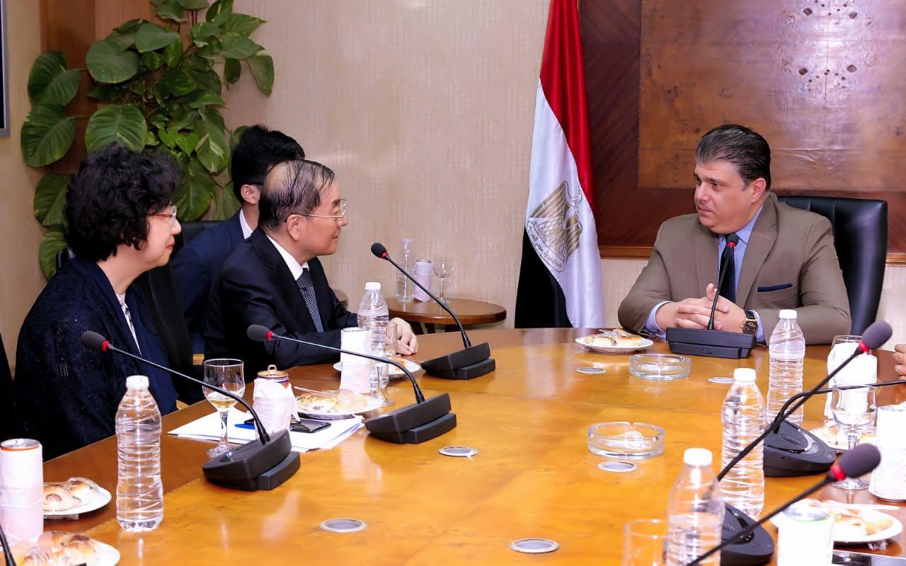 توقيع اتفاقية تعاون إعلامي بين مصر والصين (2)                                                                                                                                                           
