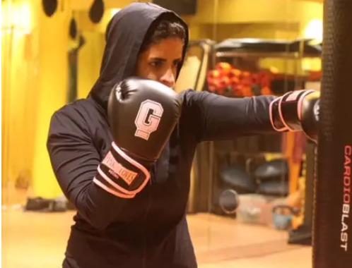 فتاة السعودية - تدريب الملاكمة (1)                                                                                                                                                                      