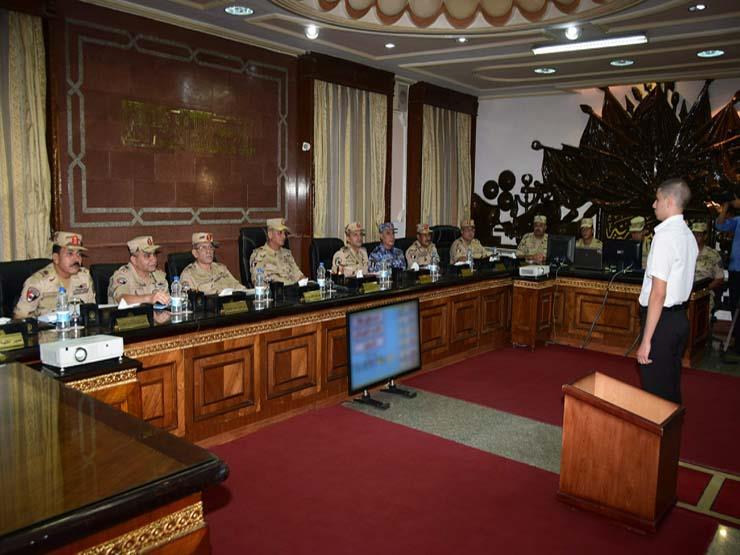وزير الدفاع والإنتاج الحربي يتفقد اختبارات القبول للكليات العسكرية (1)