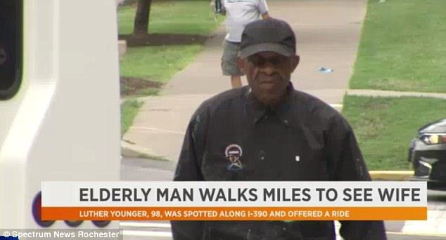 رجل أمريكي يمشي 20 كيلومترا يوميا لرؤية زوجته (1)                                                                                                                                                       