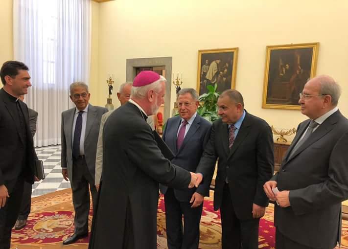 لقاء عمرو موسى ونجيب ساويرس مع بابا الفاتيكان (1)                                                                                                                                                       