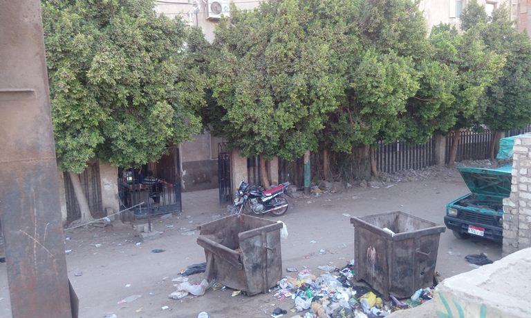 صنديق قمامة أمام مستشفى مصر الحرة بالمنيا (3)