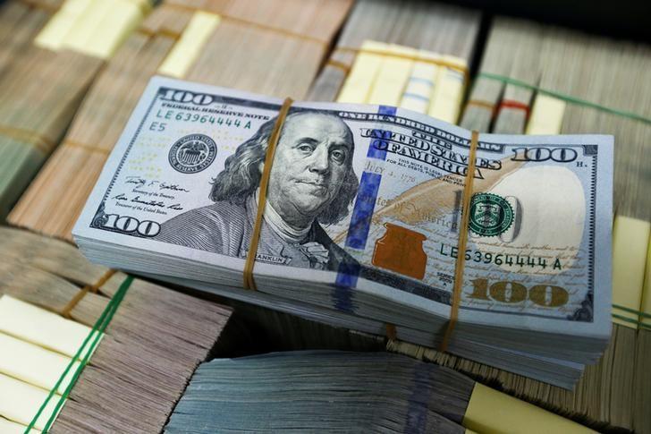 مصدر: المركزي يسدد 400 مليون دولار لـ"أفريكسيم بنك" في يونيو المقبل 