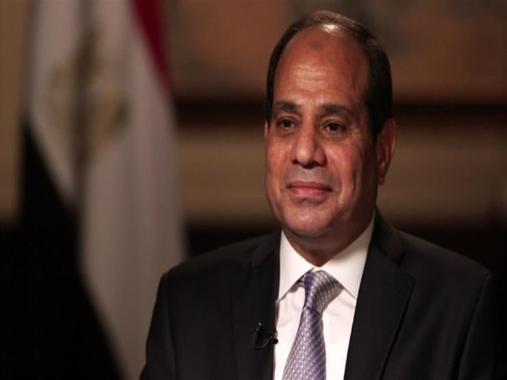 السيسي يضع إكليلا من الزهور على النصب التذكاري لشهداء الشرطة السيسي يضع إكليلا من الزهور على النصب التذكاري لشهداء الشرطة