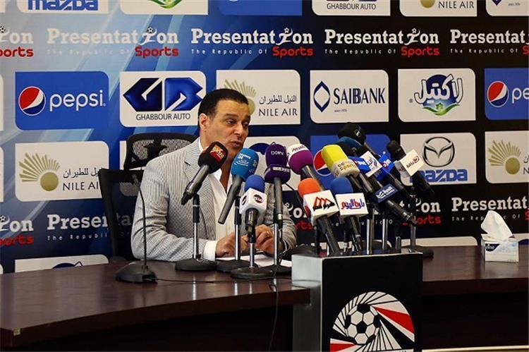 رئيس لجنة الحكام: "عليا الطلاق ما قلت للحكام يطردوا عبد الحفيظ" رئيس لجنة الحكام: "عليا الطلاق ما قلت للحكام يطردوا عبد الحفيظ"