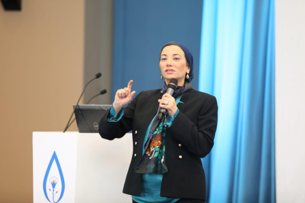 وزيرة البيئة ياسمين فؤاد تشارك في اسبوع القاهرة للمياه (2)