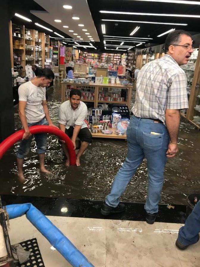غرق المحلات التجارية بالإسكندرية