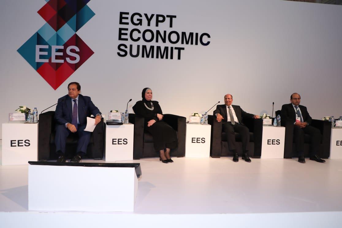 خلال جلسة الصناعة بمؤتمر قمة مصر الاقتصادية الأولى