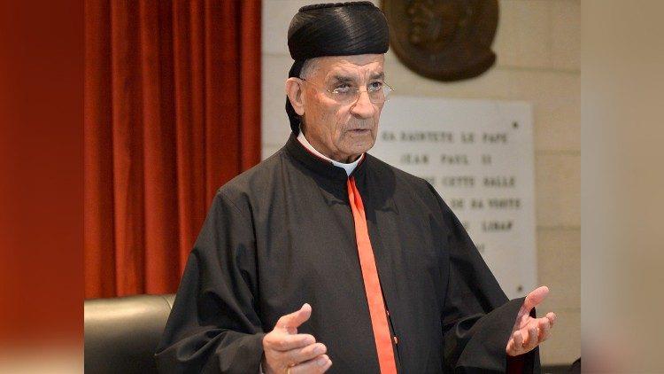 البطريرك الماروني: ضغوط السياسيين اللبنانيين تعرقل تشكيل حكومة الحريري البطريرك الماروني: ضغوط السياسيين اللبنانيين تعرقل تشكيل حكومة الحريري