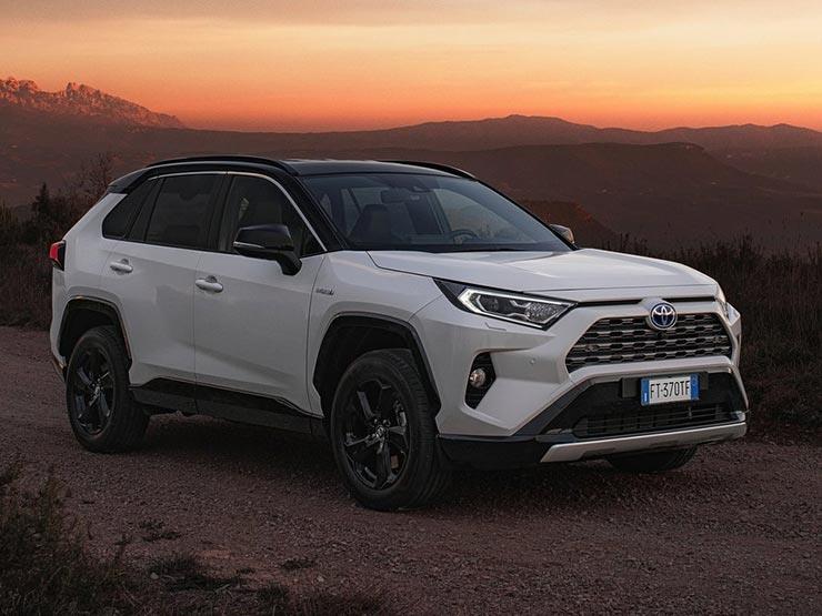 تويوتا RAV4 الهجين