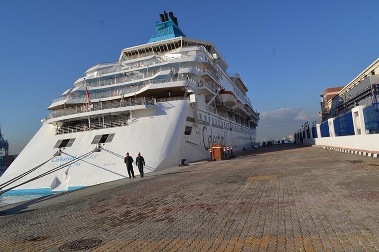 سفينة سياحية تصل ميناء الإسكندرية