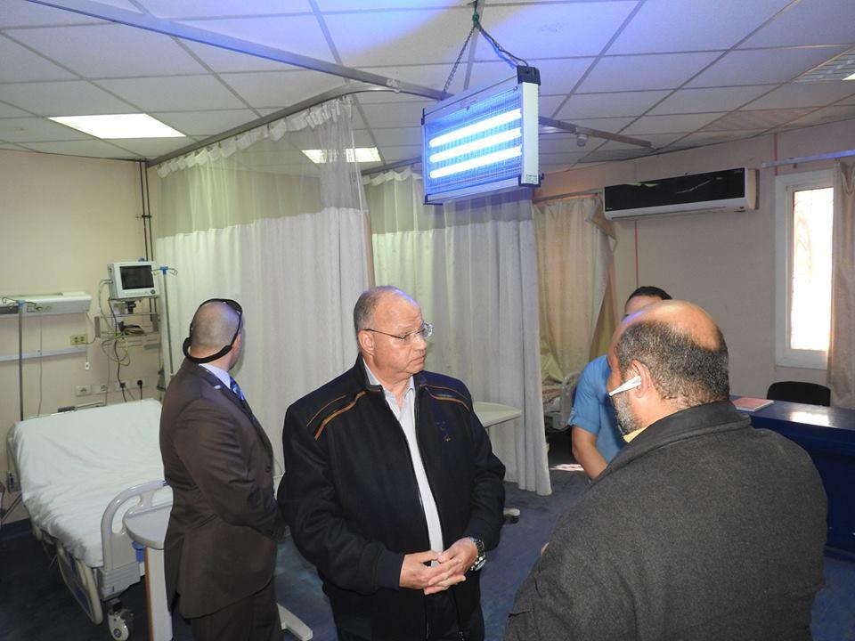 زيارة مفاجئة لمحافظ القاهرة إلى مستشفى التبين المركزي (2)