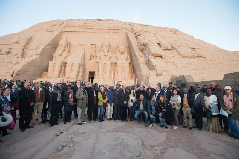 ختام زيارة السفراء الأفارقة بمدينة أبوسمبل لمتابعة ظاهرة تعامد الشمس  (3)