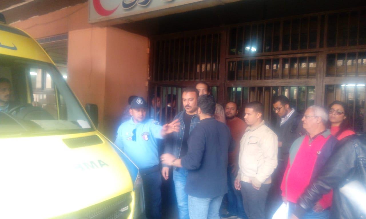 نقل مصابي حادث محطة مصر إلى مستشفى الهلال (1)