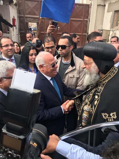 محافظ بورسعيد يستقبل البابا تواضروس 