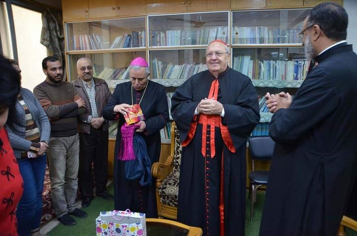 رئيس مجمع الكنائس الشرقية بالفاتيكان يزور الكنيسة الكاثوليكية