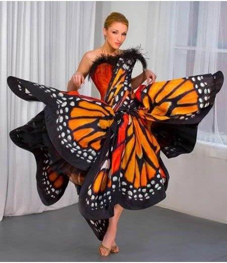 موضة الفستان الفراشة