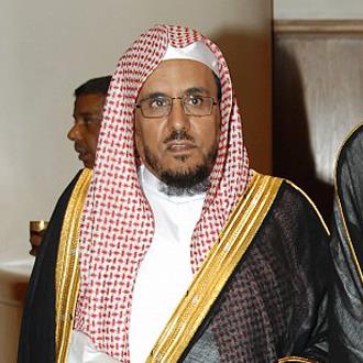 خطيب المسجد النبوي يحذر من الاستعانة بالأموات: اللجوء إلى الله في الشدائد واجب على كل مسلم خطيب المسجد النبوي يحذر من الاستعانة بالأموات: اللجوء إلى الله في الشدائد واجب على كل مسلم