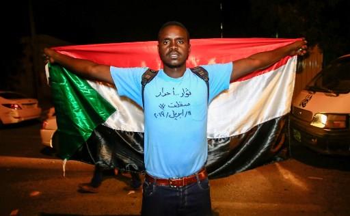 المتظاهرون في شوارع السودان (2)
