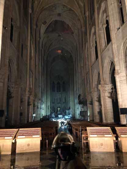 الكاتدرائية من الداخل (3)