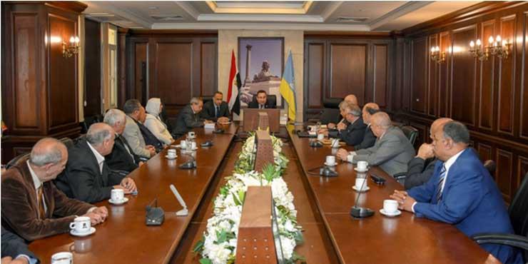 اجتماع محافظ الإسكندرية واتحاد الجمعيات الأهلية (1)
