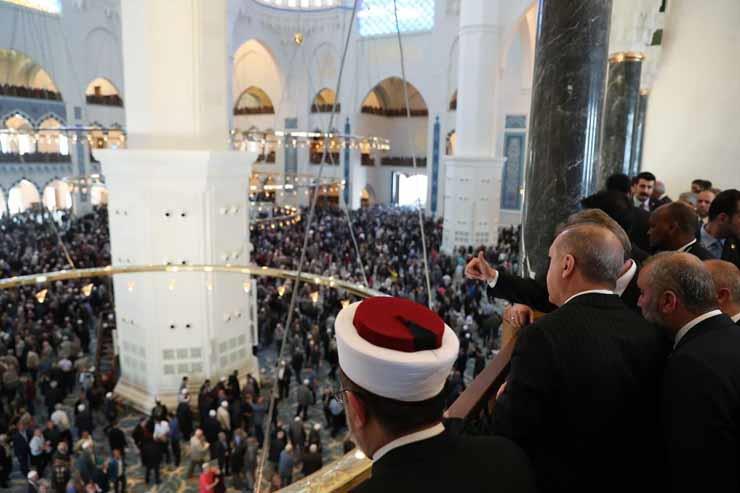 افتتاح أكبر مسجد في تركيا