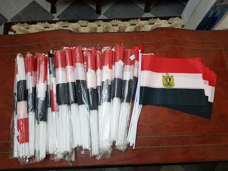 أعلام مصر معدة للتوزيع