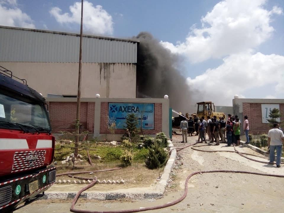 حريق بمصنع ملابس في الإسكندرية (2)