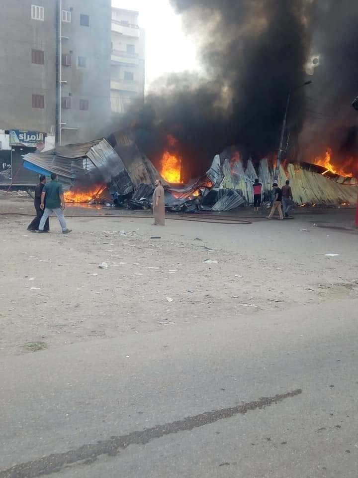 حريق معرض الشباب بمنية النصر (1)