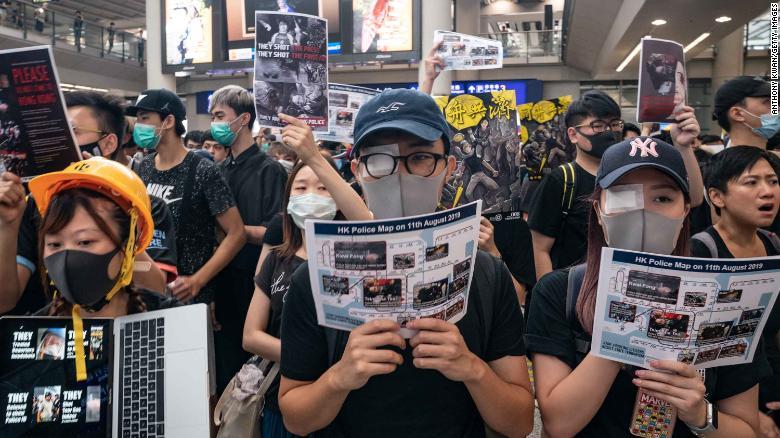 تظاهرات هونج كونج (2)