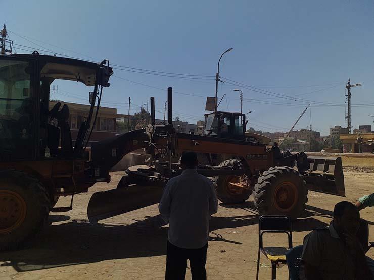 إزالة التعيدات على الطرق والشوارع الرئيسية في المنيا (2)
