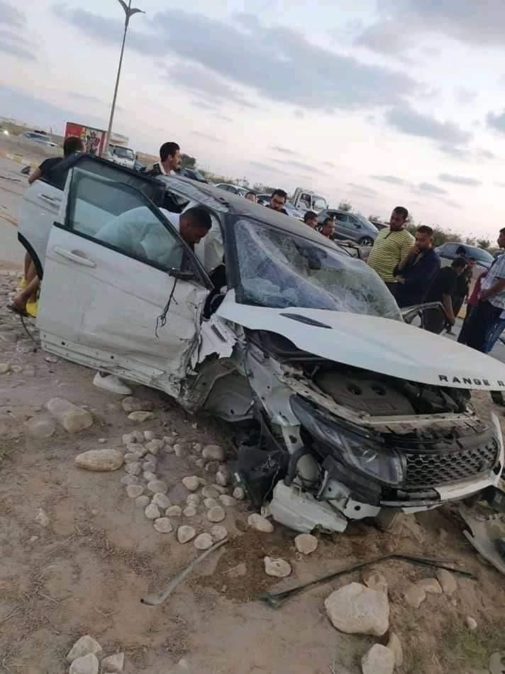 تحطم سيارة عمرو زكي في حادث مروع  بالساحل الشمالي (2)