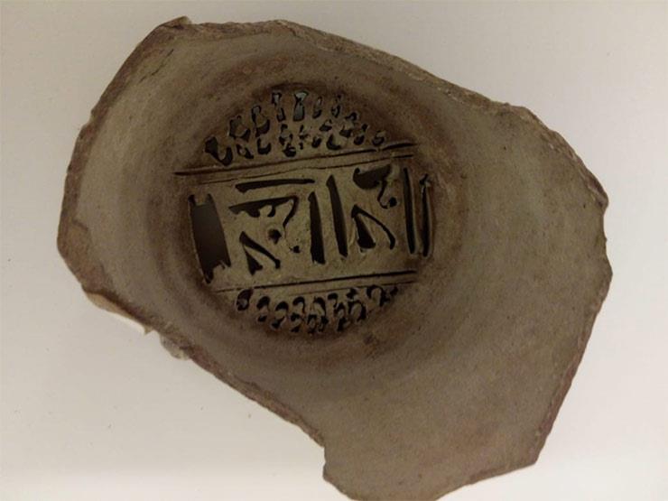 الجامعة الأمريكية تهدي متحف الحضارة 5 آلاف قطعة أثرية (1)