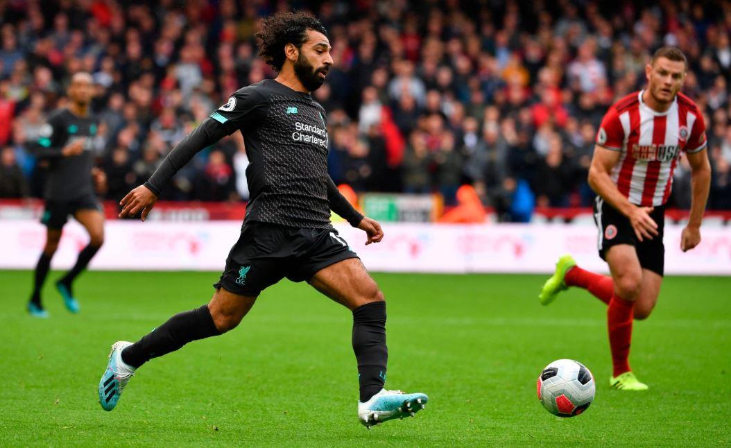 بالفيديو.. محمد صلاح يتعرض للإصابة