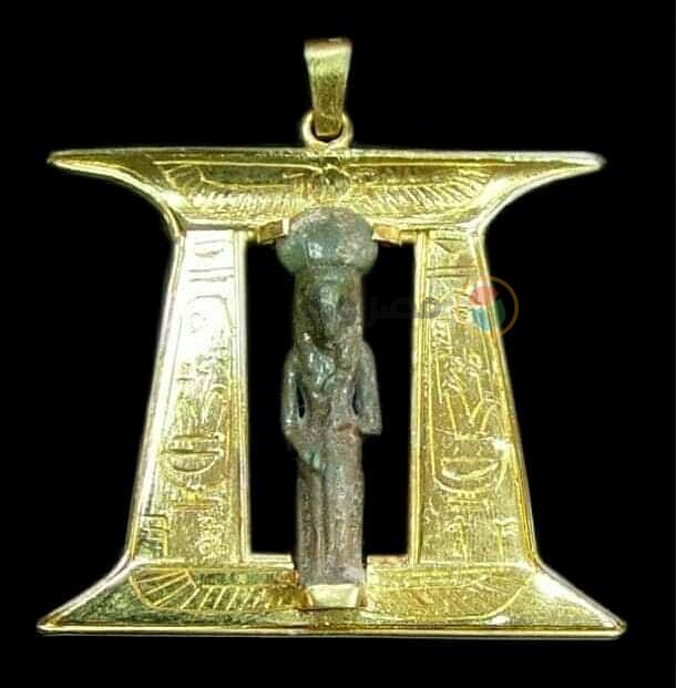 قطعة فرعونية ذهبية من مقتنيات محمد علي