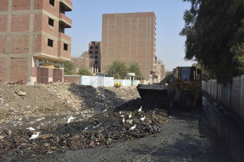 رفع 450 طن مخلفات من قرى مركز أوسيم 