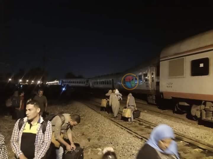 خروج قطار عن القضبان في طنطا 