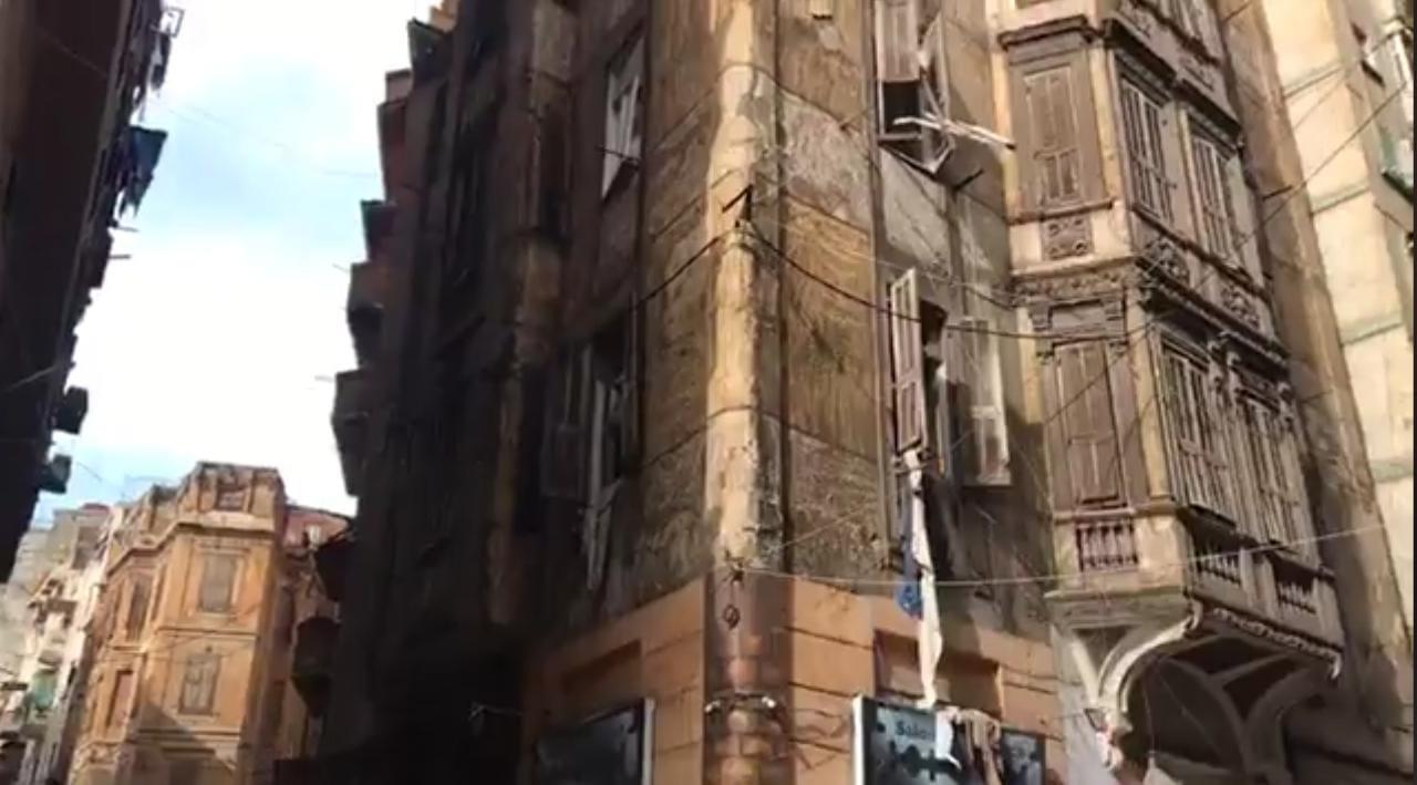 انهيار سقف عقار في الإسكندرية (2)