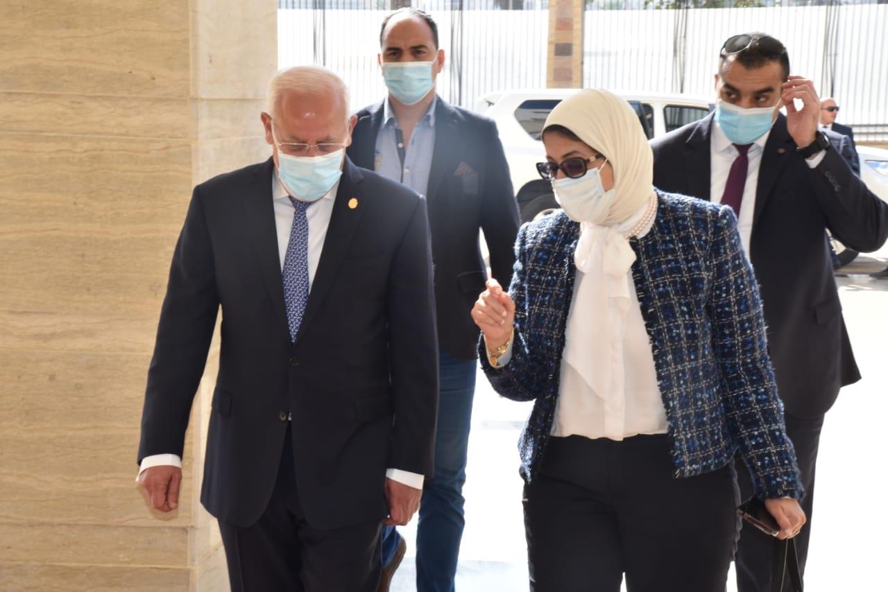 وزيرة الصحة تصل بورسعيد لافتتاح ملتقى شركاء النجاح