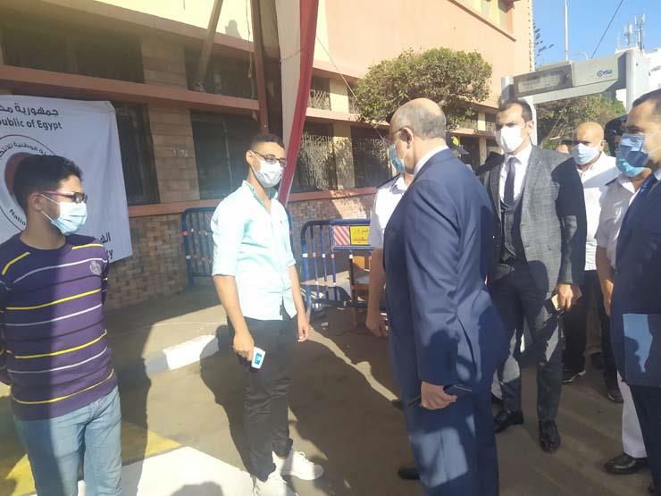 مدير أمن بورسعيد يتفقد قوات تأمين الانتخابات