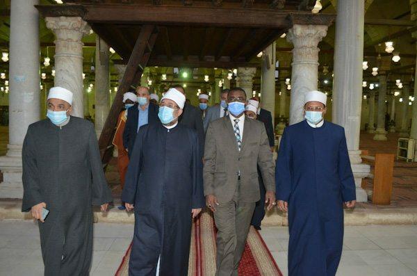 وزير الأوقاف ونظيره السوداني يزوران مجمع الأديان 