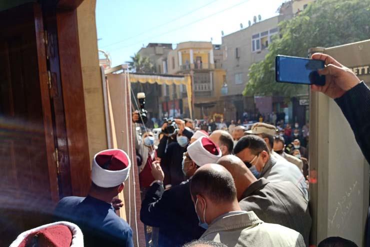 وزير الأوقاف يفتتح مسجدين في أسيوط