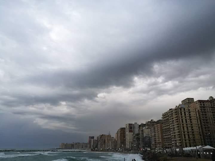 الإسكندرية تنتظر عاصفة التنين 
