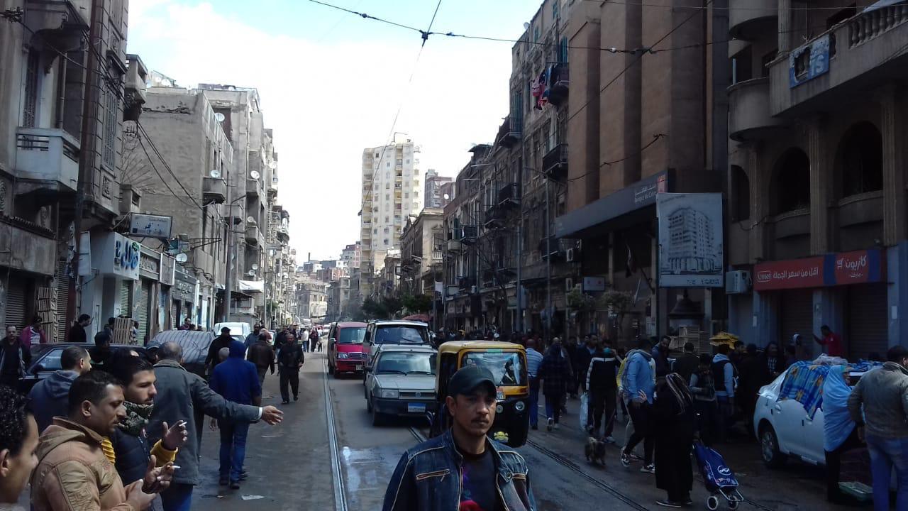 إخلاء الأسواق الشعبية في الإسكندرية