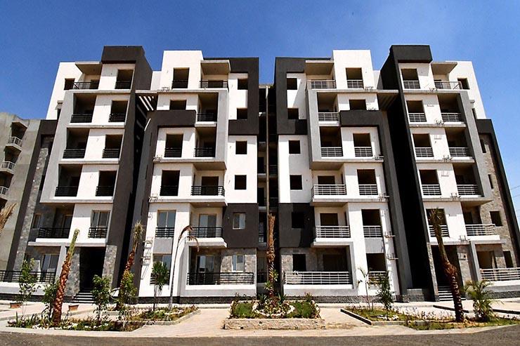 تسليم 96 وحدة سكنية بـجنة بمدينة العبور 