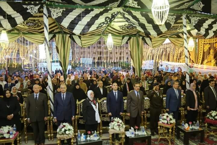 أثناء السلام الوطني لجمهورية مصر العربية