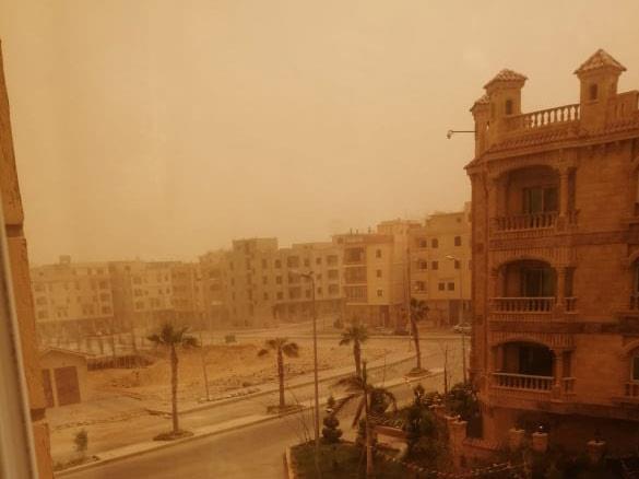  بدء موجة الرمال والأتربة على القاهرة والجيزة 